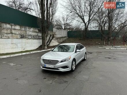 Сірий Хендай Соната, об'ємом двигуна 2.36 л та пробігом 230 тис. км за 9500 $, фото 1 на Automoto.ua