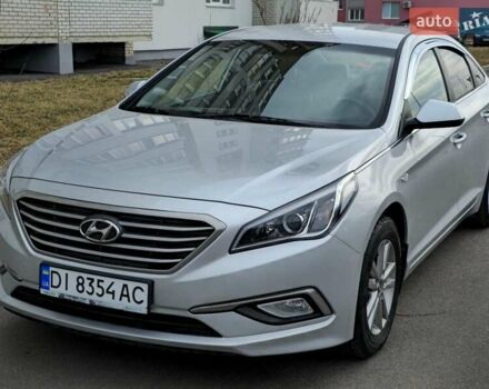 Серый Хендай Соната, объемом двигателя 2 л и пробегом 222 тыс. км за 11300 $, фото 1 на Automoto.ua