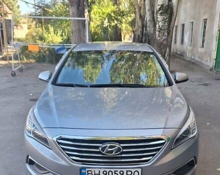 Сірий Хендай Соната, об'ємом двигуна 2.36 л та пробігом 219 тис. км за 10500 $, фото 1 на Automoto.ua