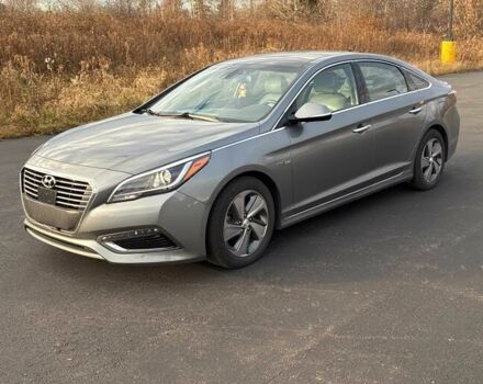 Серый Хендай Соната, объемом двигателя 2 л и пробегом 66 тыс. км за 2400 $, фото 1 на Automoto.ua