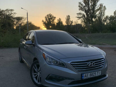Хендай Соната 2017 в Кривом Роге на Automoto.ua Серый Хендай Соната, объемом двигателя 2 л и пробегом 154 тыс. км за 11200 $, фото 1 на Automoto.ua