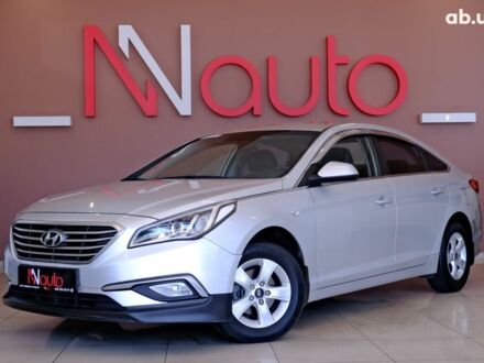 Сірий Хендай Соната, об'ємом двигуна 2 л та пробігом 205 тис. км за 8600 $, фото 1 на Automoto.ua