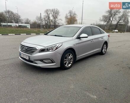 Серый Хендай Соната, объемом двигателя 2 л и пробегом 360 тыс. км за 8399 $, фото 1 на Automoto.ua