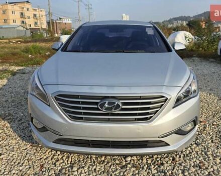 Серый Хендай Соната, объемом двигателя 2 л и пробегом 354 тыс. км за 9590 $, фото 1 на Automoto.ua