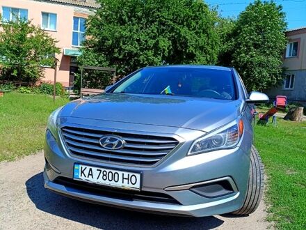 Хендай Соната 2017 в Бобровице на Automoto.ua Серый Хендай Соната, объемом двигателя 2.4 л и пробегом 166 тыс. км за 11499 $, фото 1 на Automoto.ua