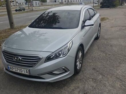 Серый Хендай Соната, объемом двигателя 2 л и пробегом 227 тыс. км за 11500 $, фото 1 на Automoto.ua