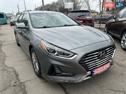 Хендай Соната 2018 у Полтаві на Automoto.ua Сірий Хендай Соната, об'ємом двигуна 2 л та пробігом 136 тис. км за 16800 $, фото 1 на Automoto.ua