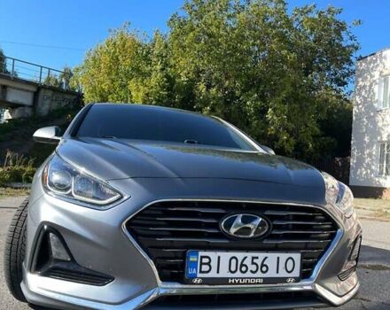 Сірий Хендай Соната, об'ємом двигуна 2.4 л та пробігом 75 тис. км за 13600 $, фото 1 на Automoto.ua