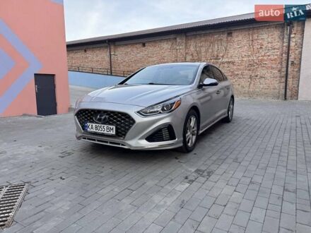 Хендай Соната 2018 в Луцке на Automoto.ua Серый Хендай Соната, объемом двигателя 2.36 л и пробегом 132 тыс. км за 15400 $, фото 1 на Automoto.ua
