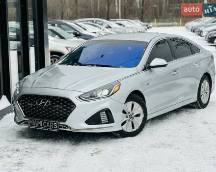 Серый Хендай Соната, объемом двигателя 2 л и пробегом 134 тыс. км за 14000 $, фото 1 на Automoto.ua