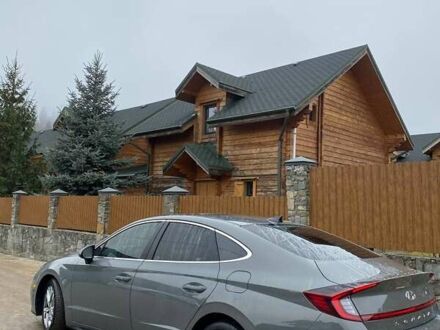 Серый Хендай Соната, объемом двигателя 2.5 л и пробегом 126 тыс. км за 19000 $, фото 1 на Automoto.ua