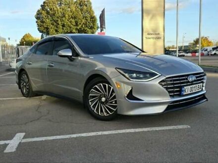 Серый Хендай Соната, объемом двигателя 2 л и пробегом 53 тыс. км за 27000 $, фото 1 на Automoto.ua