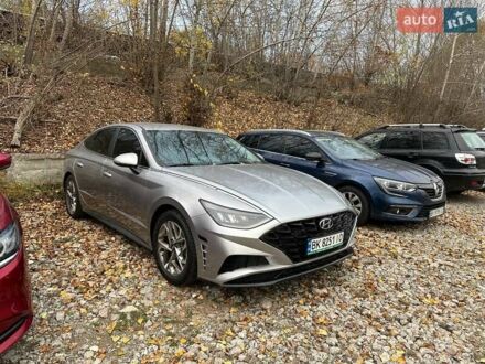 Сірий Хендай Соната, об'ємом двигуна 2.5 л та пробігом 46 тис. км за 19000 $, фото 1 на Automoto.ua