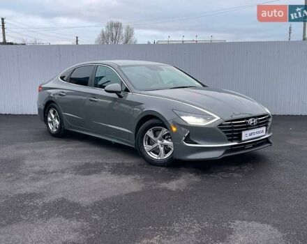 Серый Хендай Соната, объемом двигателя 2.5 л и пробегом 95 тыс. км за 16990 $, фото 1 на Automoto.ua