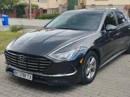 Сірий Хендай Соната, об'ємом двигуна 2.5 л та пробігом 85 тис. км за 18000 $, фото 1 на Automoto.ua