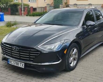 Сірий Хендай Соната, об'ємом двигуна 2.5 л та пробігом 85 тис. км за 18000 $, фото 1 на Automoto.ua