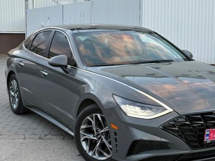 Серый Хендай Соната, объемом двигателя 2.5 л и пробегом 29 тыс. км за 21500 $, фото 1 на Automoto.ua