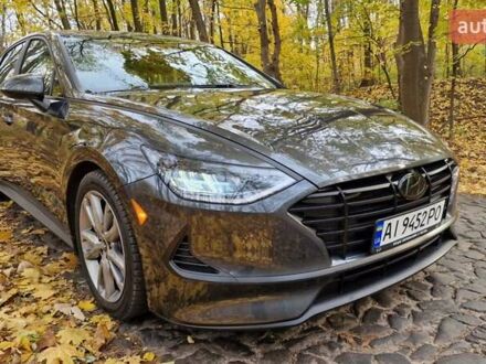 Серый Хендай Соната, объемом двигателя 2.5 л и пробегом 55 тыс. км за 17999 $, фото 1 на Automoto.ua