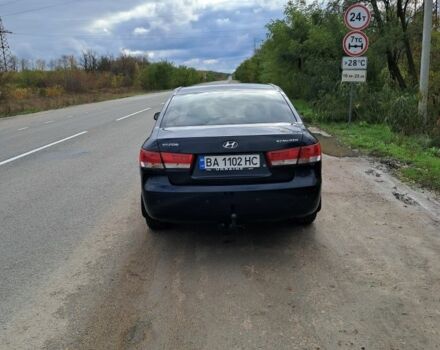 Синий Хендай Соната, объемом двигателя 2 л и пробегом 270 тыс. км за 6350 $, фото 7 на Automoto.ua