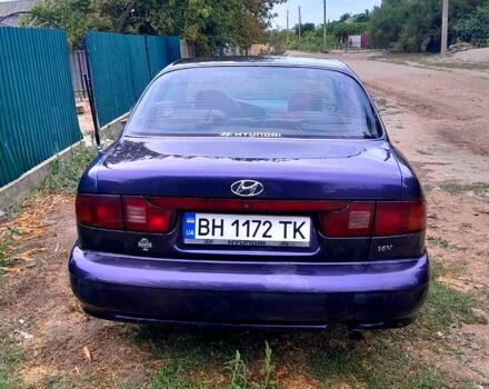 Синий Хендай Соната, объемом двигателя 1.8 л и пробегом 222 тыс. км за 2000 $, фото 1 на Automoto.ua