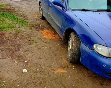 Синий Хендай Соната, объемом двигателя 2 л и пробегом 100 тыс. км за 1500 $, фото 3 на Automoto.ua