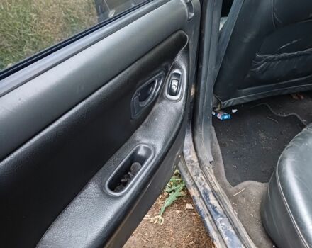 Хендай Соната 1997 у Запоріжжя на Automoto.ua Синій Хендай Соната, об'ємом двигуна 2 л та пробігом 350 тис. км за 598 $, фото 6 на Automoto.ua