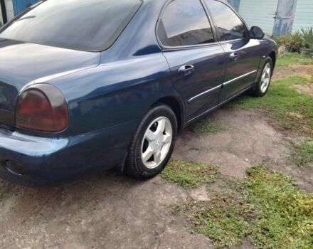 Синий Хендай Соната, объемом двигателя 2 л и пробегом 294 тыс. км за 2700 $, фото 4 на Automoto.ua