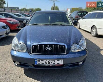 Синий Хендай Соната, объемом двигателя 2 л и пробегом 377 тыс. км за 2999 $, фото 1 на Automoto.ua