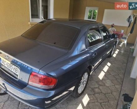 Синій Хендай Соната, об'ємом двигуна 2 л та пробігом 325 тис. км за 3700 $, фото 1 на Automoto.ua