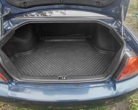 Синий Хендай Соната, объемом двигателя 2 л и пробегом 144 тыс. км за 2200 $, фото 8 на Automoto.ua