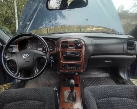 Синий Хендай Соната, объемом двигателя 2 л и пробегом 144 тыс. км за 2200 $, фото 9 на Automoto.ua
