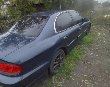 Синий Хендай Соната, объемом двигателя 2 л и пробегом 144 тыс. км за 2200 $, фото 5 на Automoto.ua