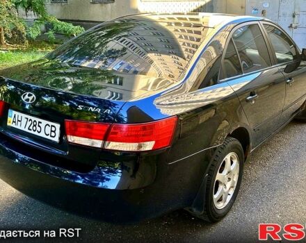 Синий Хендай Соната, объемом двигателя 2.4 л и пробегом 240 тыс. км за 3500 $, фото 2 на Automoto.ua