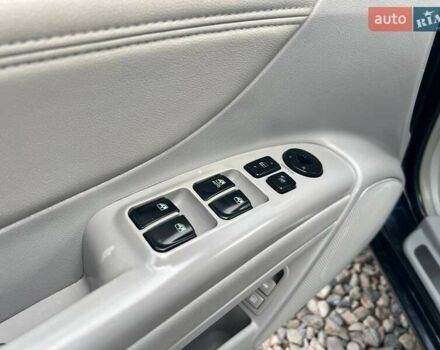 Синий Хендай Соната, объемом двигателя 1.99 л и пробегом 278 тыс. км за 5699 $, фото 18 на Automoto.ua