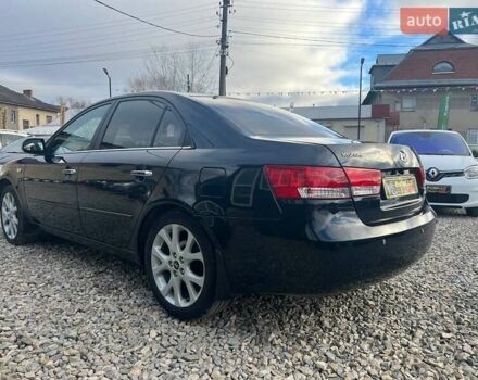 Синий Хендай Соната, объемом двигателя 1.99 л и пробегом 278 тыс. км за 5699 $, фото 2 на Automoto.ua