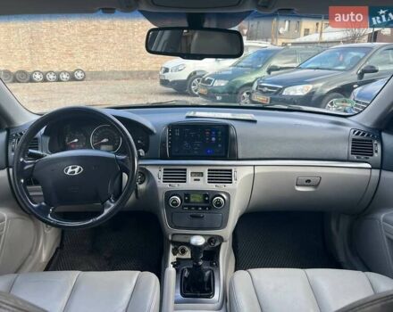 Синий Хендай Соната, объемом двигателя 1.99 л и пробегом 278 тыс. км за 5699 $, фото 20 на Automoto.ua