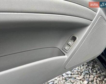 Синий Хендай Соната, объемом двигателя 1.99 л и пробегом 278 тыс. км за 5699 $, фото 19 на Automoto.ua