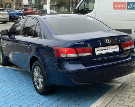 Синий Хендай Соната, объемом двигателя 2 л и пробегом 266 тыс. км за 6300 $, фото 6 на Automoto.ua