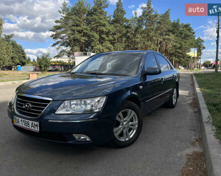 Синий Хендай Соната, объемом двигателя 2 л и пробегом 168 тыс. км за 8000 $, фото 7 на Automoto.ua