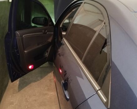 Синий Хендай Соната, объемом двигателя 2 л и пробегом 33 тыс. км за 15000 $, фото 2 на Automoto.ua