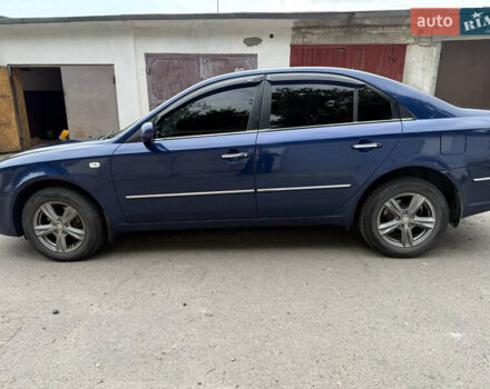 Синій Хендай Соната, об'ємом двигуна 2 л та пробігом 325 тис. км за 6800 $, фото 3 на Automoto.ua