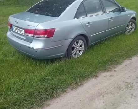 Синий Хендай Соната, объемом двигателя 2 л и пробегом 259 тыс. км за 5700 $, фото 3 на Automoto.ua