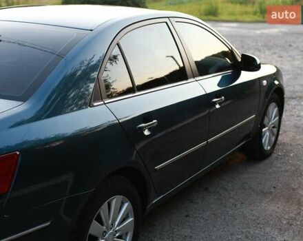Синій Хендай Соната, об'ємом двигуна 1.99 л та пробігом 198 тис. км за 7500 $, фото 3 на Automoto.ua