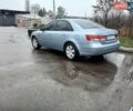 Синий Хендай Соната, объемом двигателя 2 л и пробегом 175 тыс. км за 5700 $, фото 4 на Automoto.ua