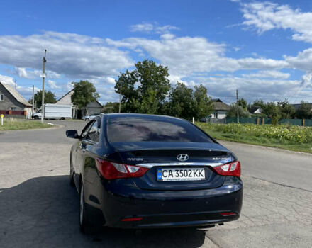 Синий Хендай Соната, объемом двигателя 2.4 л и пробегом 173 тыс. км за 9000 $, фото 5 на Automoto.ua