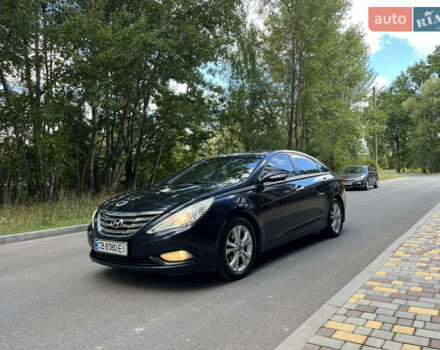 Синий Хендай Соната, объемом двигателя 2 л и пробегом 224 тыс. км за 7200 $, фото 4 на Automoto.ua