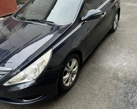 Синій Хендай Соната, об'ємом двигуна 2.4 л та пробігом 273 тис. км за 6500 $, фото 4 на Automoto.ua