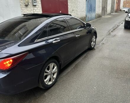 Синій Хендай Соната, об'ємом двигуна 2.4 л та пробігом 273 тис. км за 6500 $, фото 2 на Automoto.ua