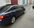 Синій Хендай Соната, об'ємом двигуна 2.4 л та пробігом 273 тис. км за 6500 $, фото 2 на Automoto.ua