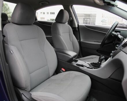 Синий Хендай Соната, объемом двигателя 2.4 л и пробегом 188 тыс. км за 8500 $, фото 9 на Automoto.ua